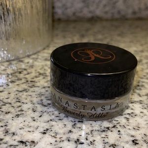 🌟 Anastasia 🌟  Beverly Hills Dipbrow Promade
